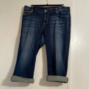Women’s Size 16 Maurice’s Jean Capris